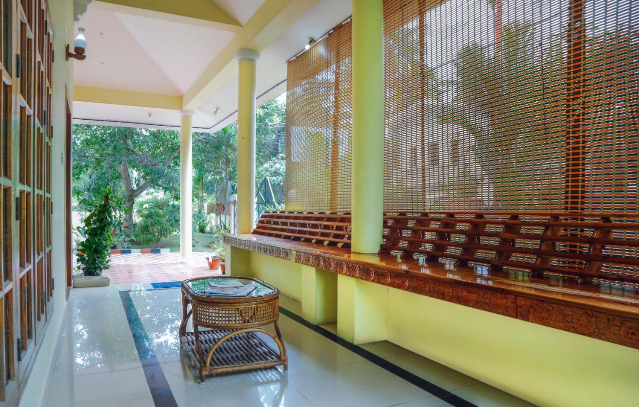 La Exotica Hotel Varkala Exterior foto