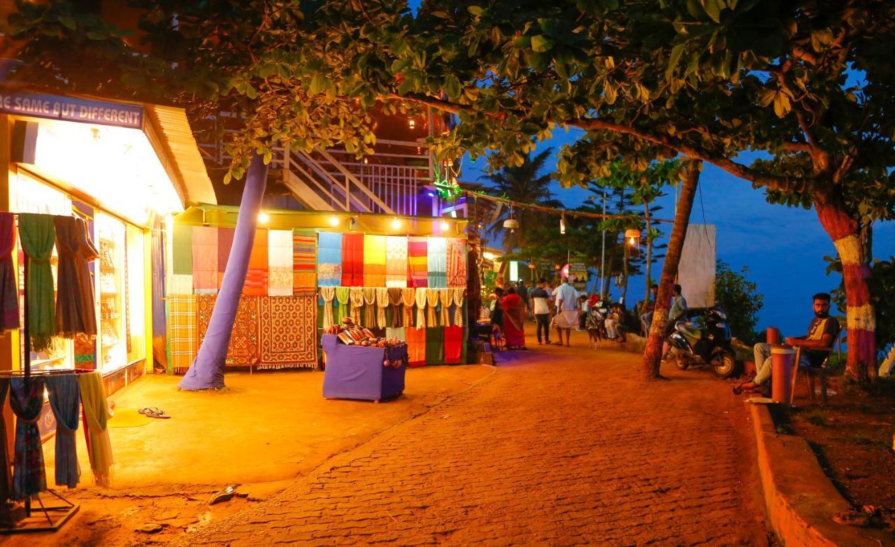 La Exotica Hotel Varkala Exterior foto