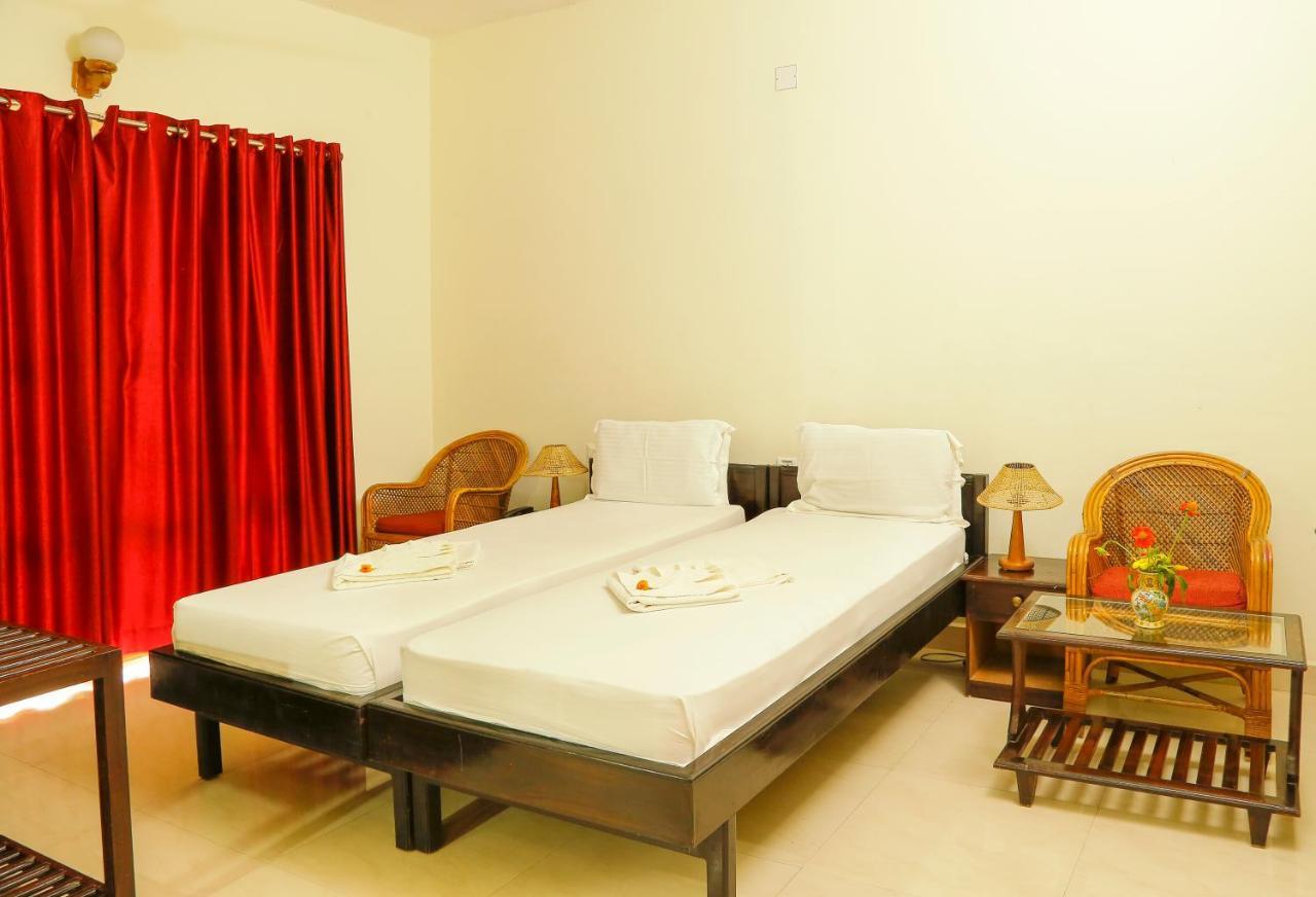 La Exotica Hotel Varkala Exterior foto